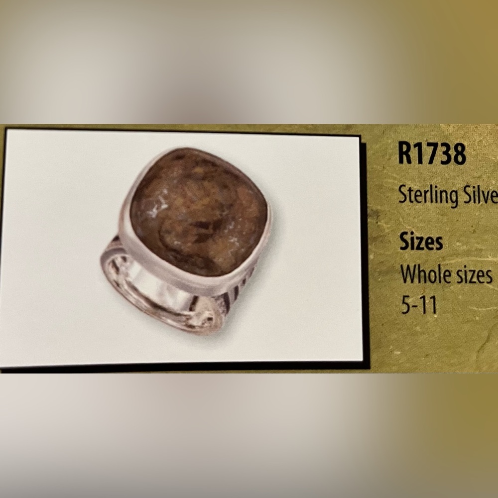 Silpada Sterling Silver and Bronzite ring-R1738